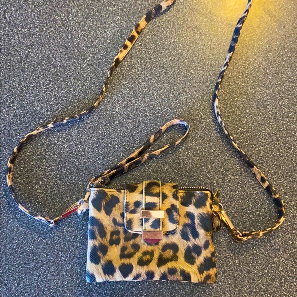 Crossbody/ wristlet bag